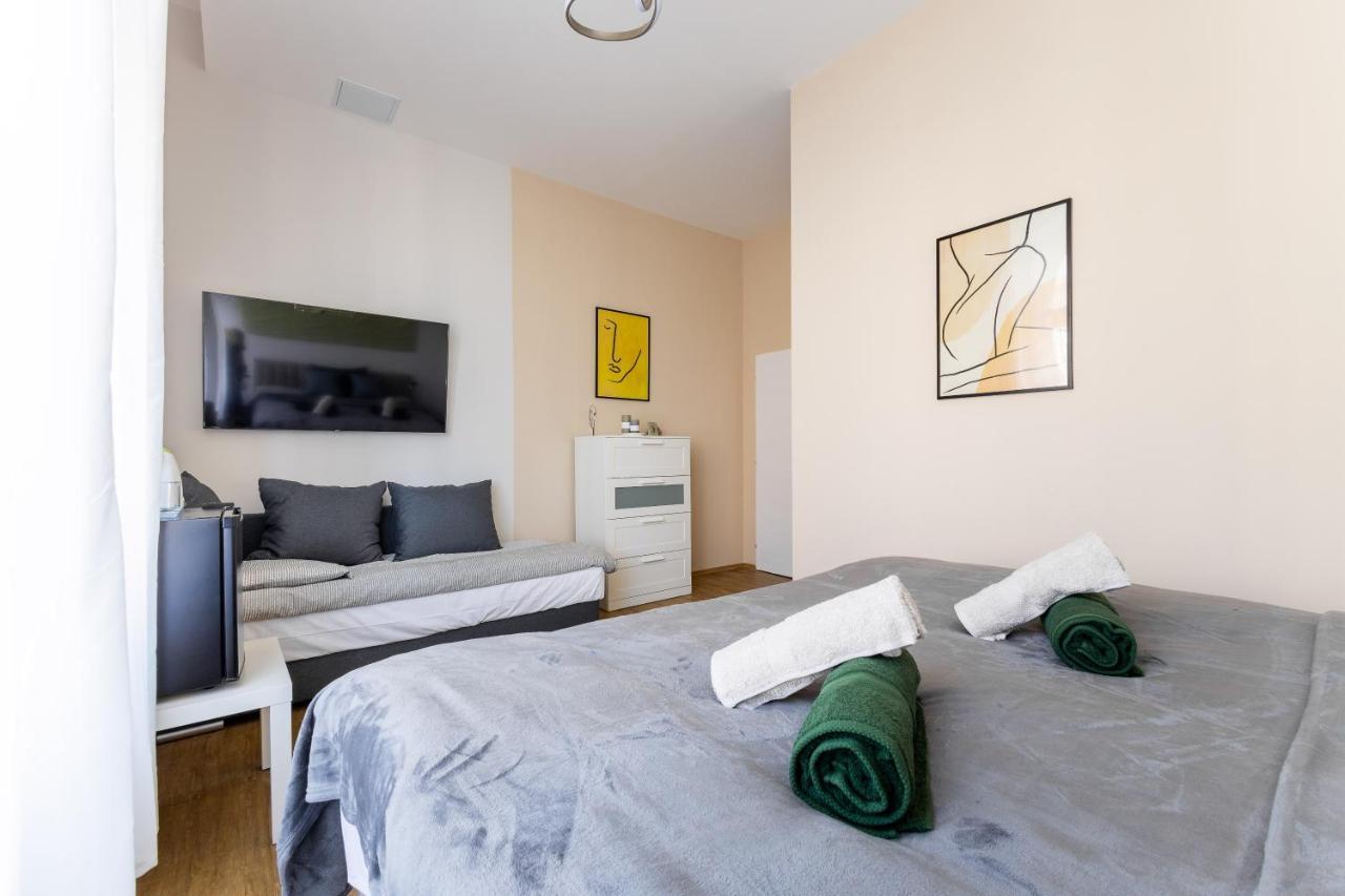 Beautiful View Duna Apartment Budapest Exterior photo
