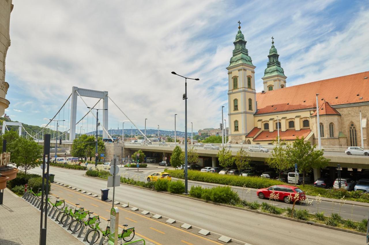 Beautiful View Duna Apartment Budapest Exterior photo