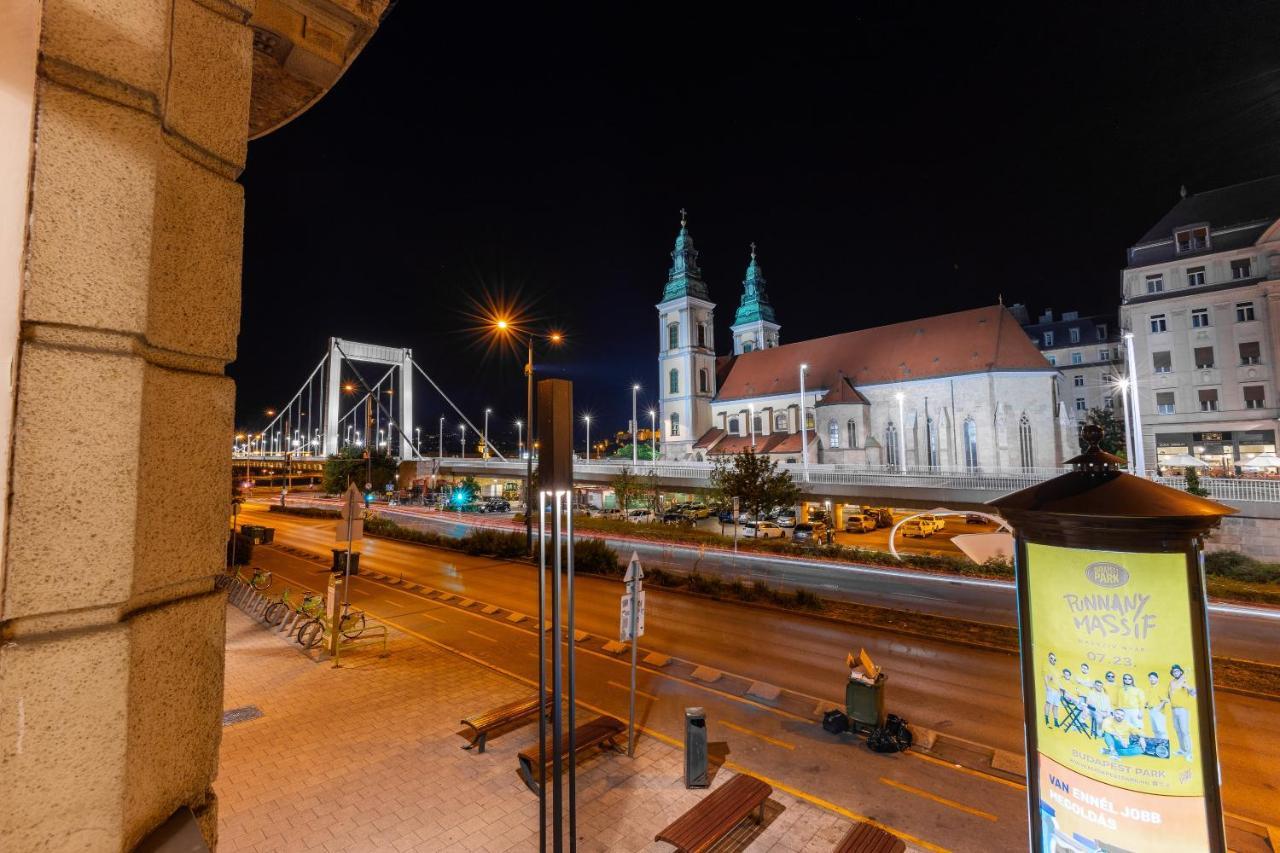 Beautiful View Duna Apartment Budapest Exterior photo