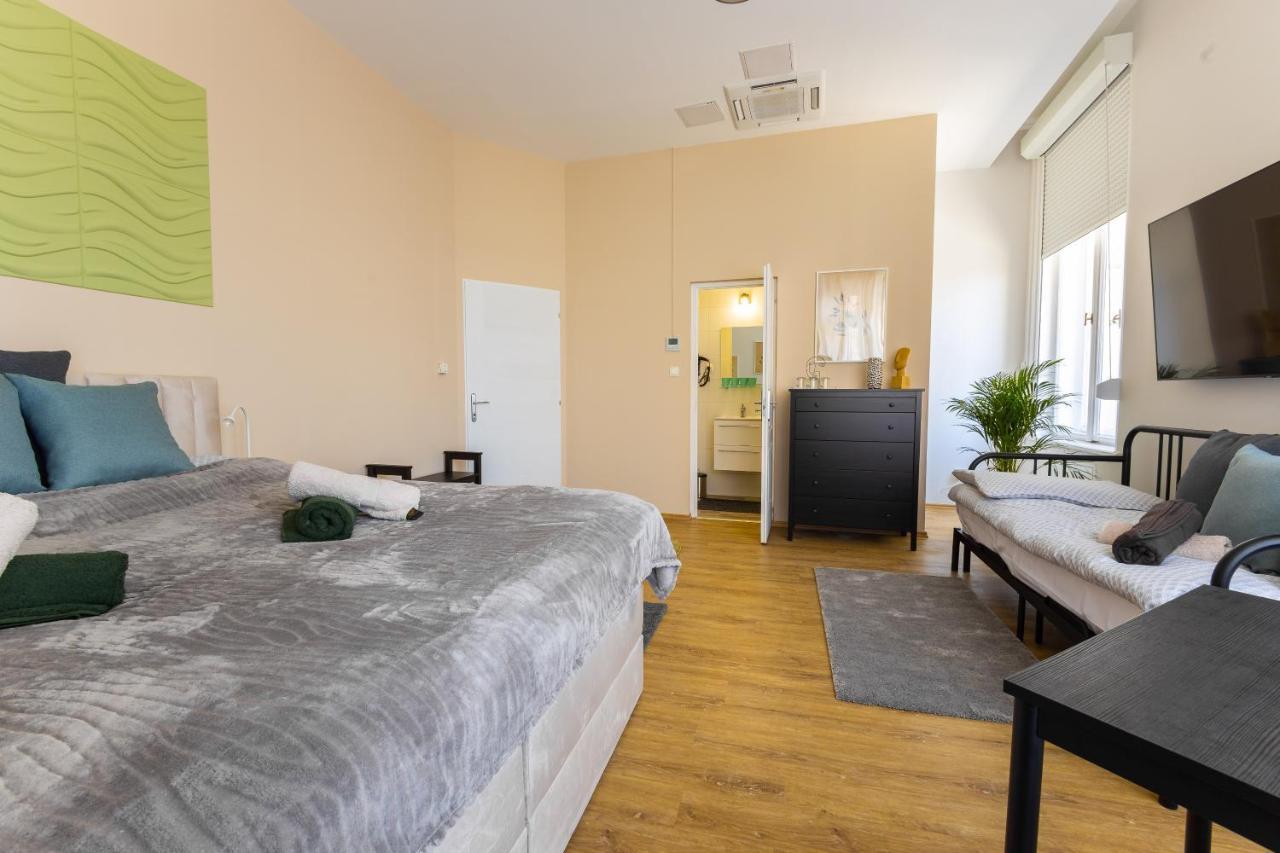Beautiful View Duna Apartment Budapest Exterior photo